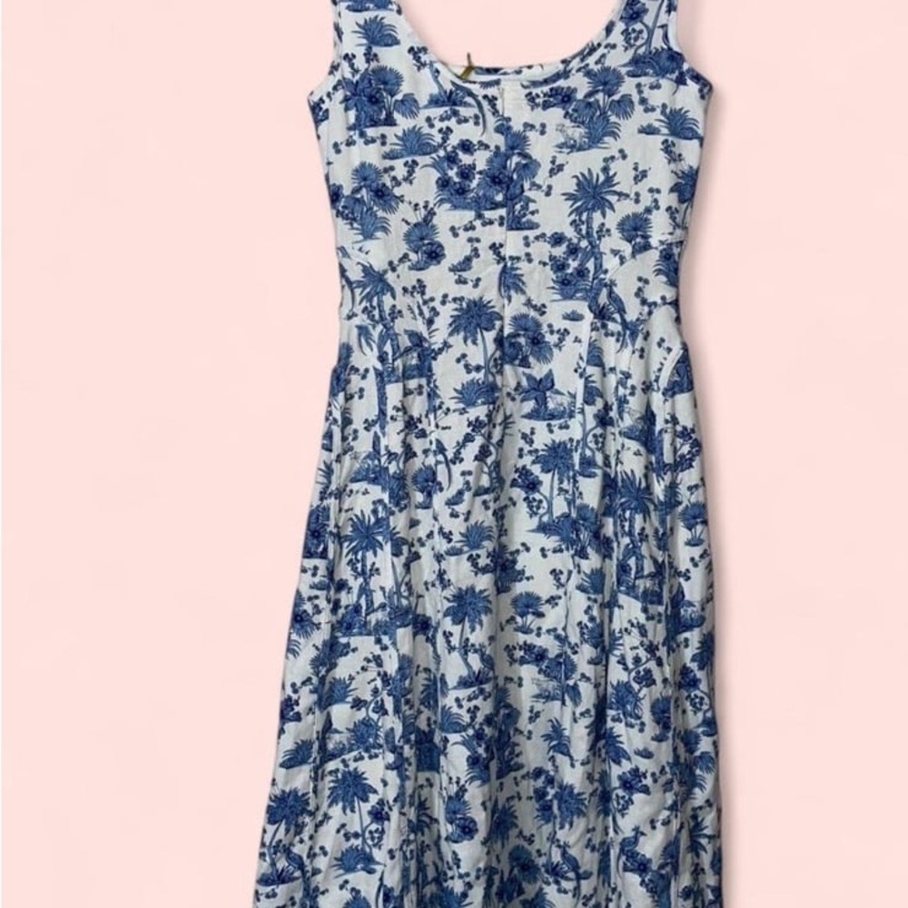 House of Harlow 1960 White and Blue Patterned Midi Dress - Picture 4 of 10